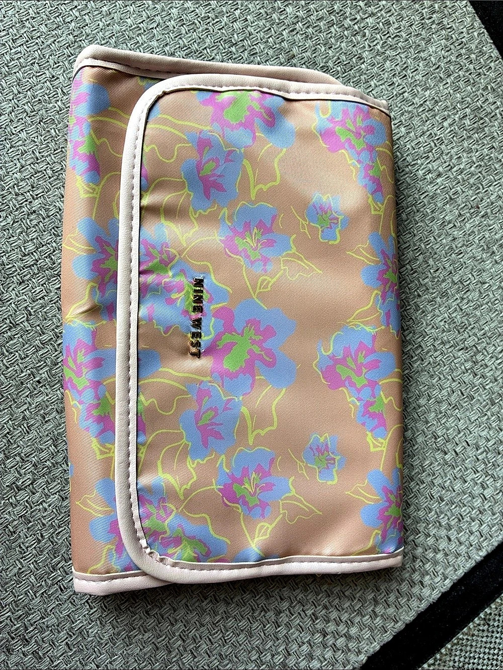 Nine West Hanging Travel Cosmetic Organizer Floral Pink & Blue
